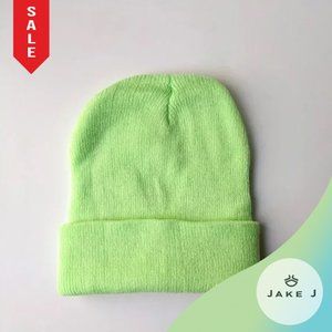 🍑Brand new bright Pastel Green Acrylic Cuff Beanie